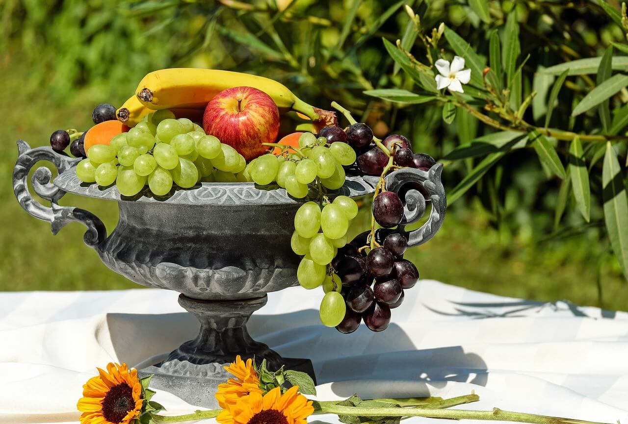 fruit bowl 1600003 1280 1