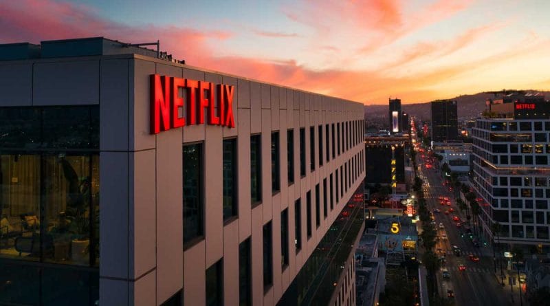 netflix to charge 6.99 1