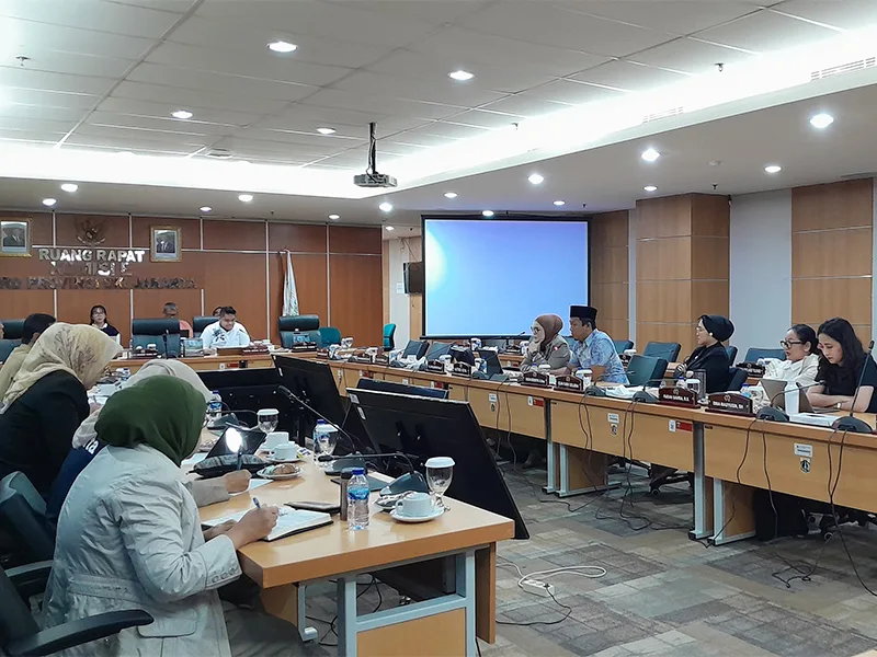 b445b9689bd5766bc447f33c4f084d71