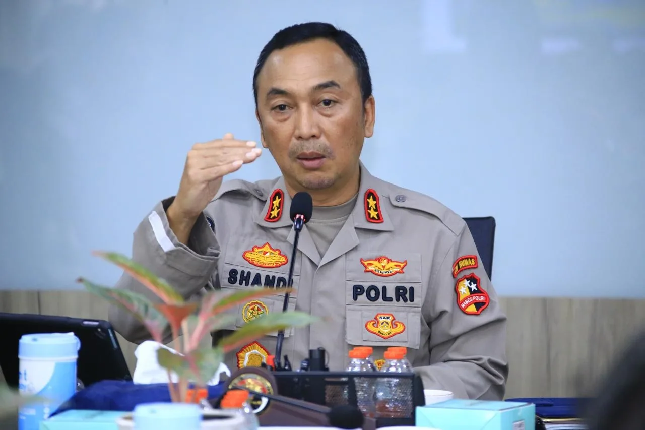 Polri Mutasi 1.255 Personel, 10 Kapolda Baru Ditunjuk dan 57 Polwan Naik Jabatan