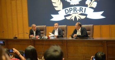 Wakil Ketua DPR RI Sufmi Dasco Ahmad dalam konferensi pers di Kompleks Parlemen Senayan Jakarta J20250905192810