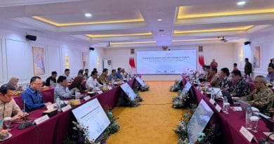 47773a0929374bdcb035800bf7960f8c