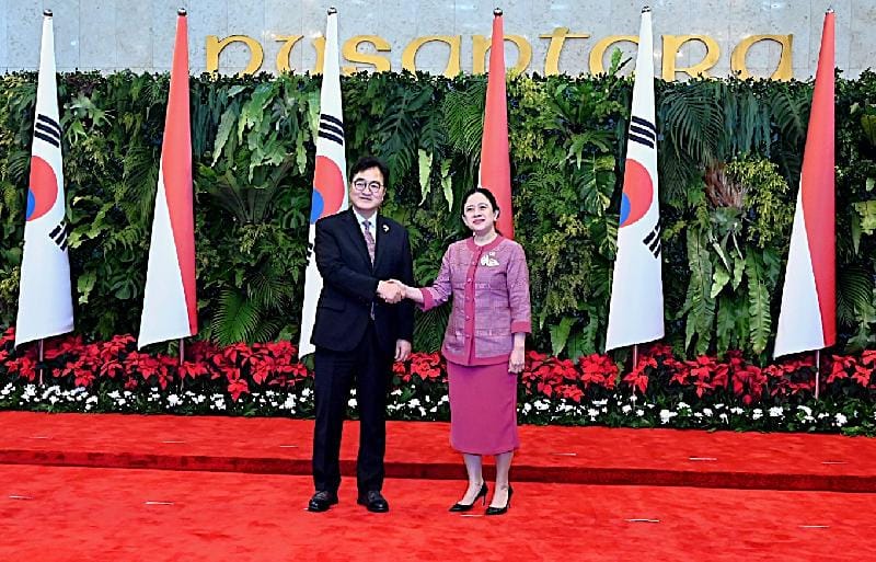 Ketua DPR RI Puan Maharani saat menerima kunjungan Ketua Majelis Nasional Republik Korea Woo Won Sh20260122175002