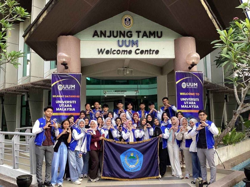 53e68915 7ca7 4c0c a6db d69d3e25ee3f 11zon