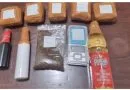 Petugas Polsek Medan Satria menunjukkan barang bukti tembakau sintetis seberat 1,3 kilogram hasil operasi lintas wilayah.