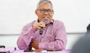 Jangan Euforia Berlebihan, dr Encep Ajak Lulusan SMA-SMK Perkuat Solidaritas dan Persiapkan Masa Depan