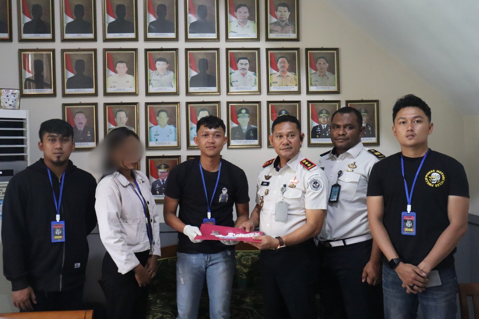 Disembunyikan di Area Sensitif, Tembakau Sintetis dan Tramadol Gagal Masuk Rutan Cirebon