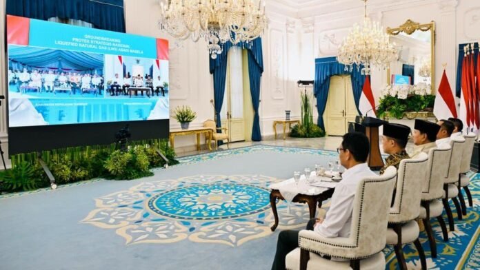 Peluncuran proyek LNG