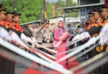 AKBP Bimantoro Kurniawan Resmi Sambut Tongkat Komando Polres Cirebon Kota, Farewell dan Welcome Parade