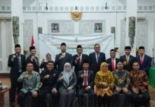 Pelantikan Dewas dan Direksi BUMD Kota Cirebon, Effendi Edo Tekankan Integritas dan Good Corporate Governance