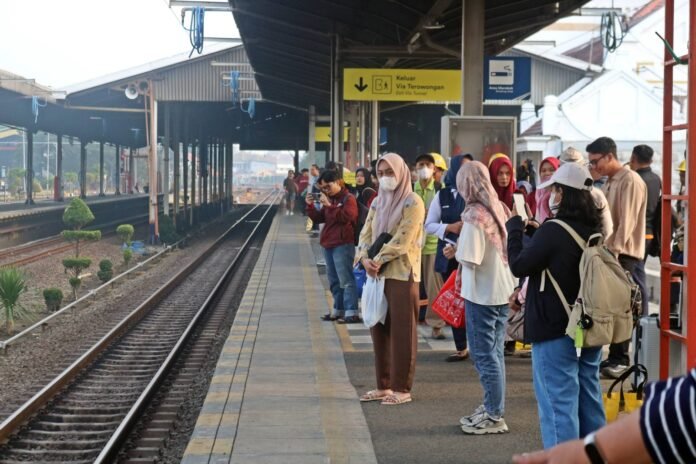 Penumpang kereta api
