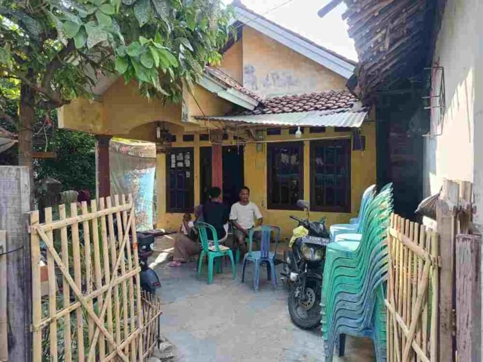 Rumah korban pohon tumbang