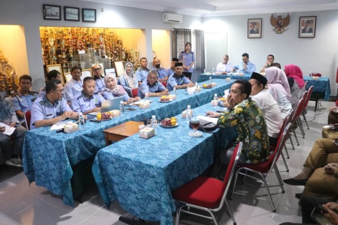 Komisi II DPRD Kota Cirebon bersama Perumda Pasar Berintan